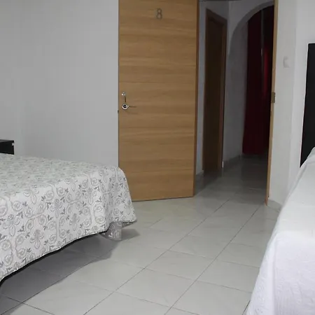 Fes Hotel *